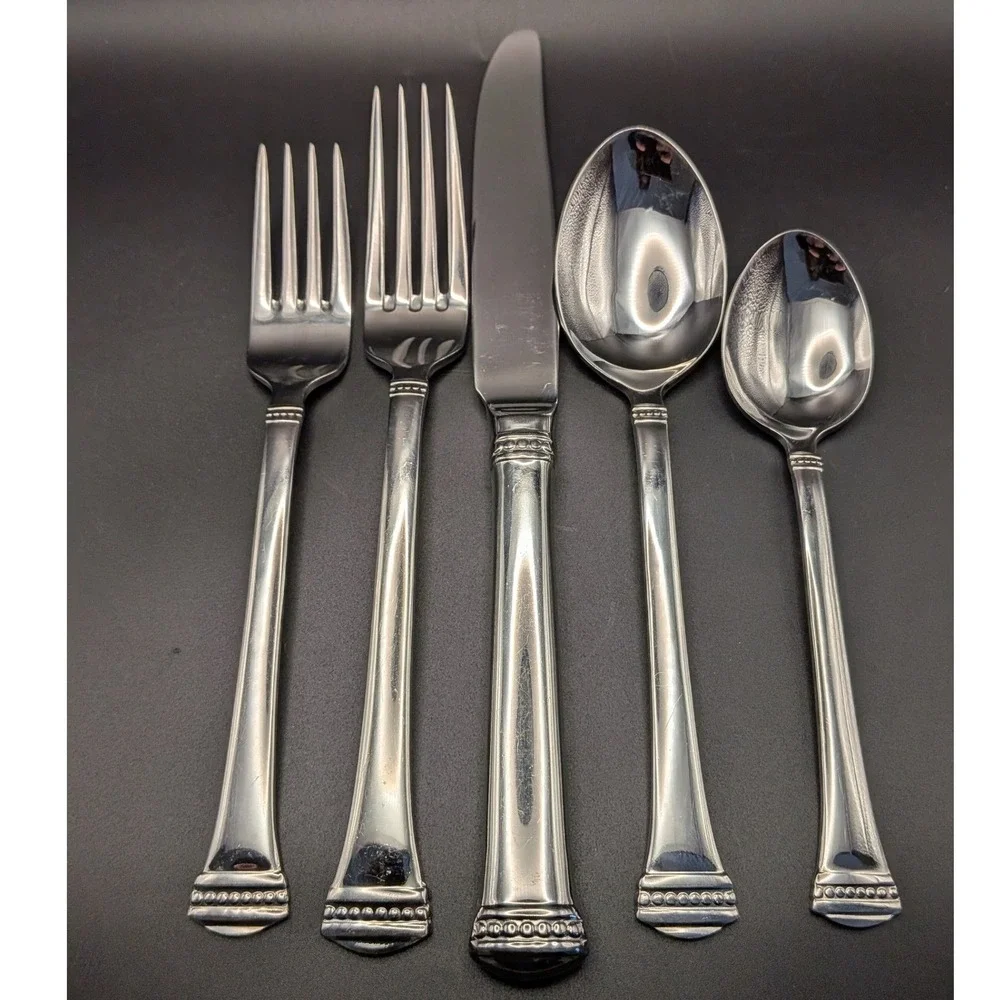 Towle Classique Bead 18/10 Stainless Steel 5 Piece Flatware Place Setting